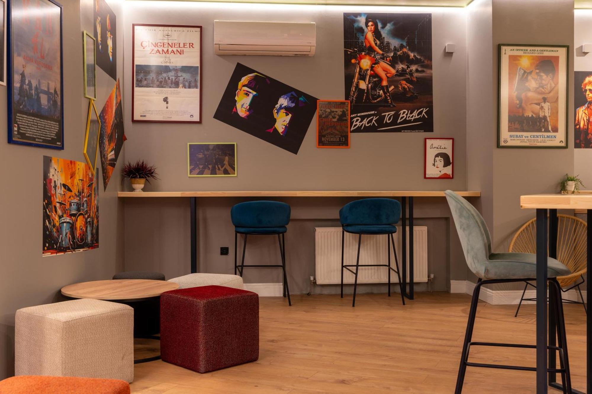 The Central House Istanbul Galata Hostel Exterior photo
